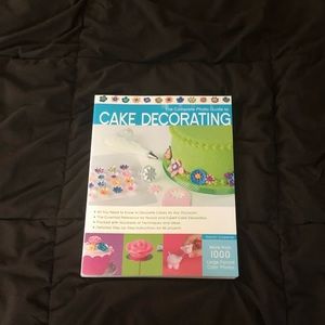 🌵Cake Decorating Book (3 for 15 or 5 for 25)